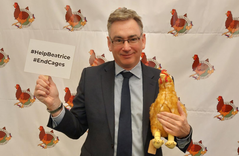 Solihull Animal Welfare supporter, Julian Knight MP, backs Beatrice's Bill. 