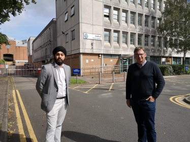 Julian Knight MP and Jay Singh Sohal outside Solihull Police Station 